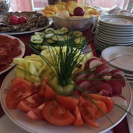Oreghegy Wellness Panzio Es Turistaszallo Gæstehus *